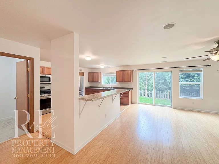 21050 Brevik Pl NW — Photo 7