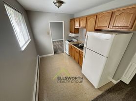 2214 Lawn Ave, Cincinnati, OH