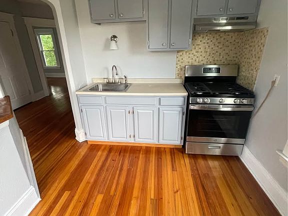3rd image of 1209 Teall Ave #2
