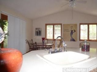 1270 Birmingham St, Saint Paul, MN 55106
