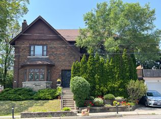 458A Oriole Pkwy, Toronto, ON M5P 2H8