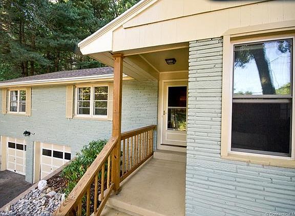 2nd image of 55 Marvelwood Dr