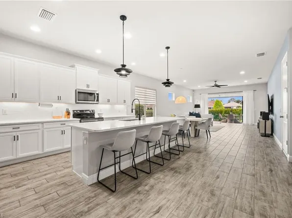 3509 Pilot Cir, Naples, FL 34120