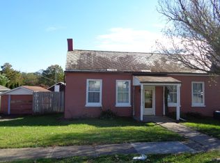 103 E Sheridan Ave, Somerset, OH 43783