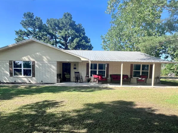 5024 Farm Road 79, Paris, TX 75460