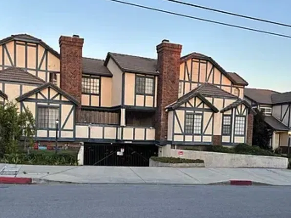 1814 8th Ave Unit D, Monrovia, CA 91016
