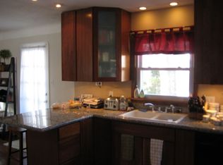 9727 McCracken Blvd, Garfield Heights, OH 44125