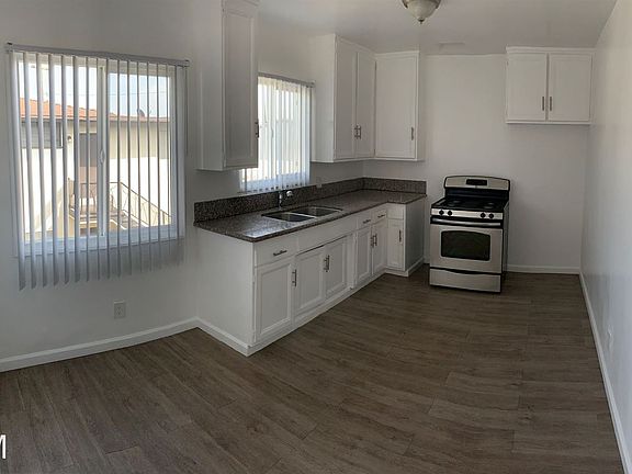4th image of 3456 Redondo Beach Blvd APT 4