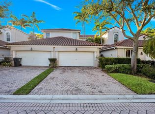 1382 W Harbor Vw W, Hollywood, FL 33019