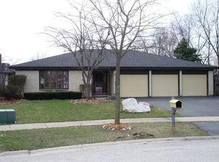 853 E Stonebridge Ct, Palatine, IL 60074