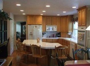 2049 E Sweetbriar Ln, Sandy, UT 84092