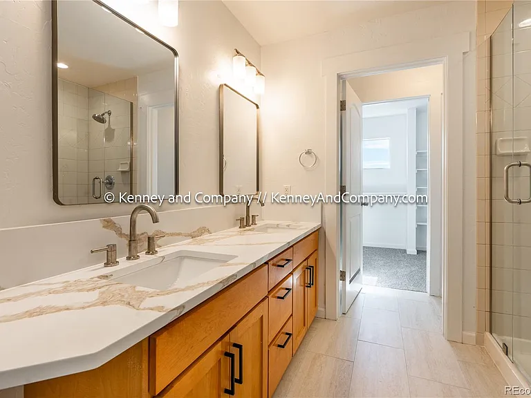 109 Cantril St — Photo 14