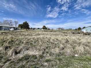 353 Parkchester Dr, Spring Creek, NV 89815