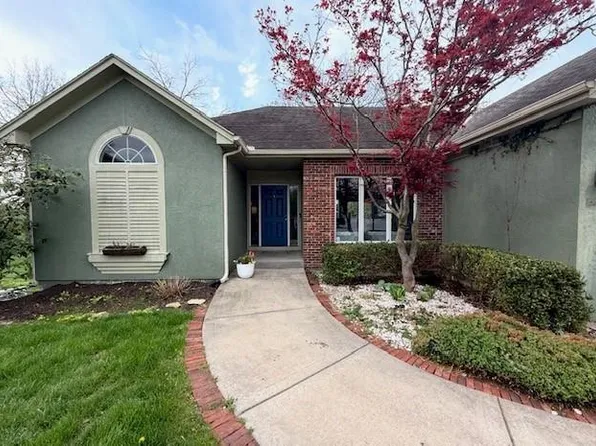 5102 NW Belton Ct, Riverside, MO 64150