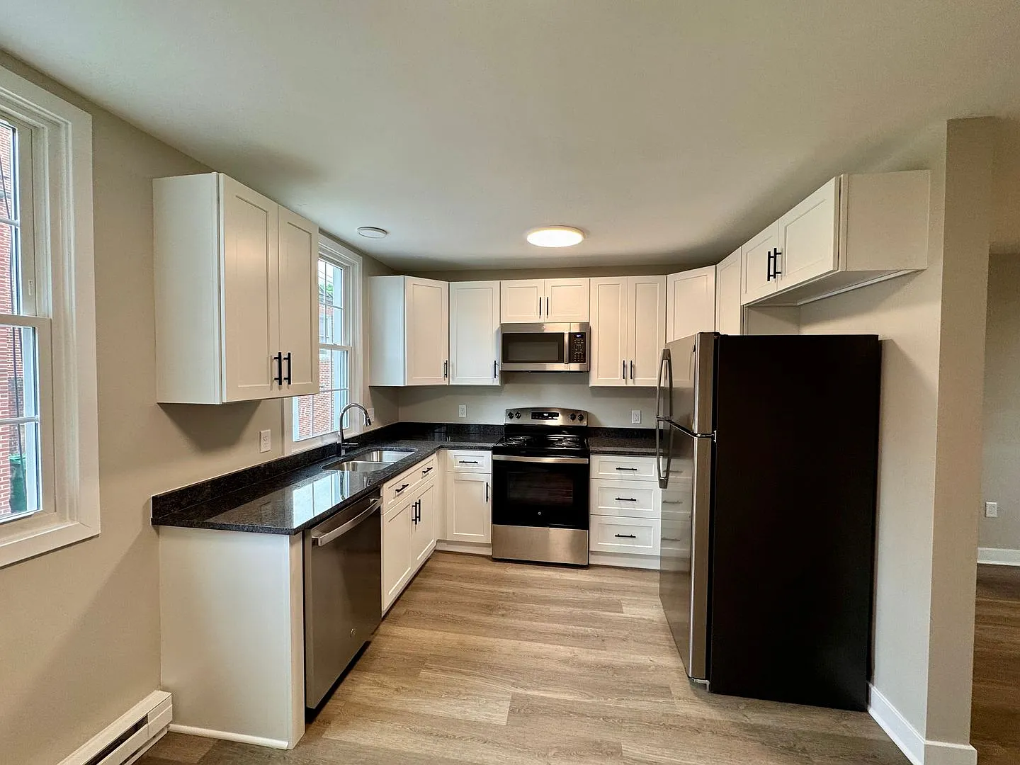Apartment for Rent in Dayton — Photo 2
