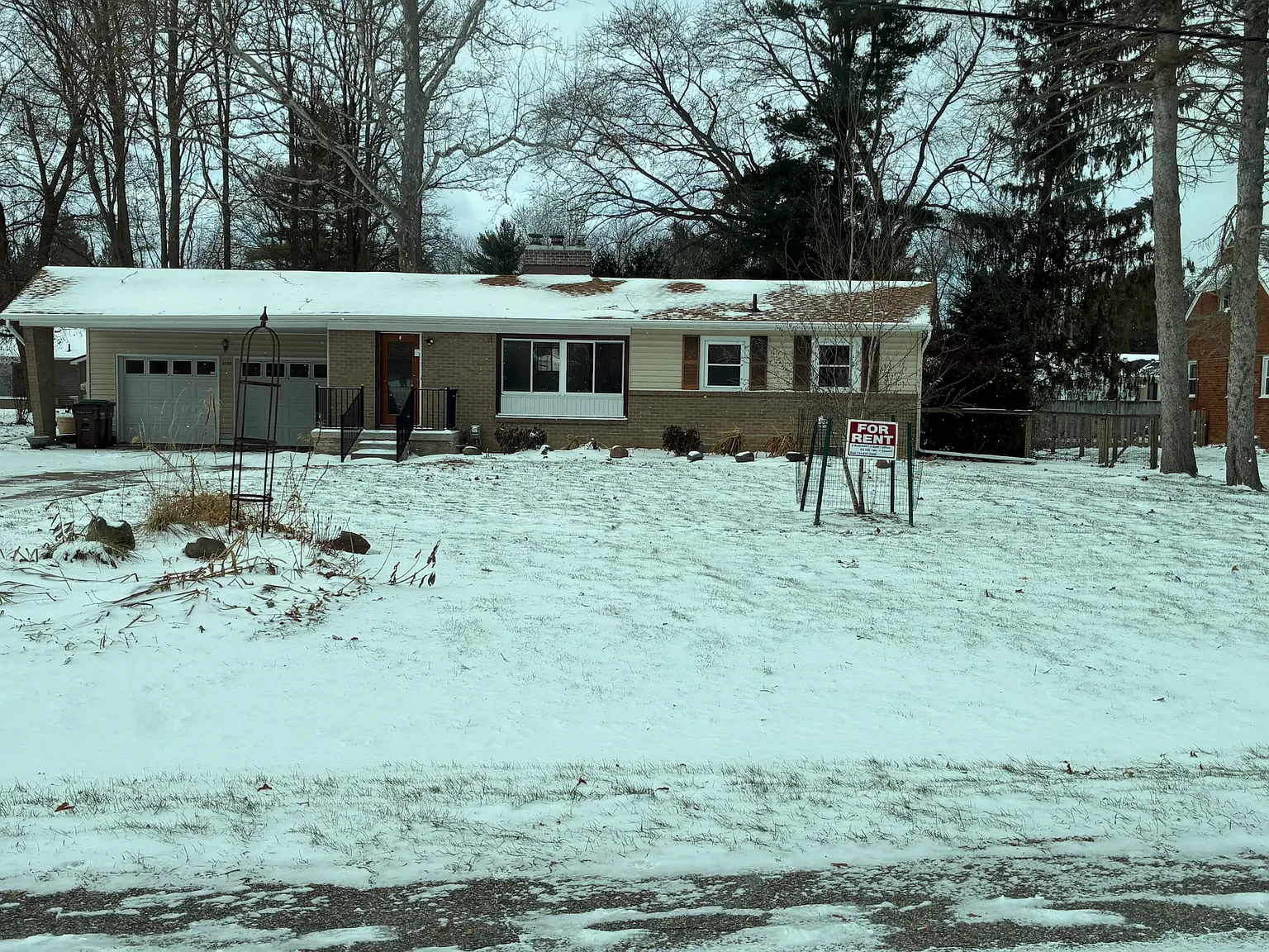 3 bed, 1008 sqft, $2,250 — Photo 1