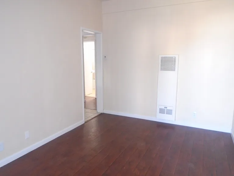545 S 1st Ave #8 — Photo 5