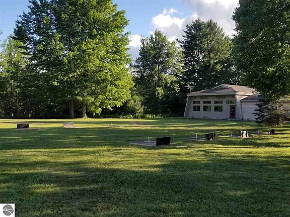 5th image of 0 Breezewood Dr