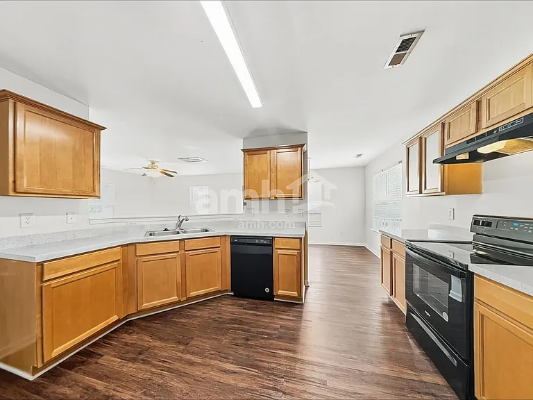 3149 Talladega Ct — Photo 4