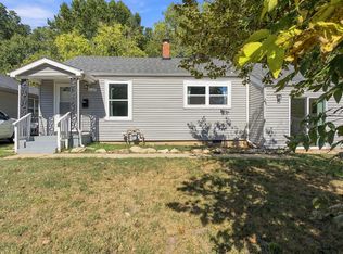 1127 E Pacific Street, Springfield, MO 65803