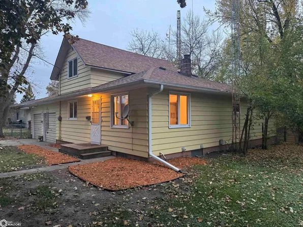 704 3rd Ave, Livermore, IA 50558