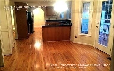 2nd image of 2022 Schooner Dr