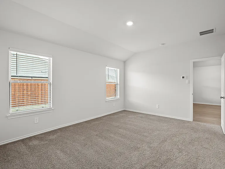 13173 Enclave Pkwy — Photo 4