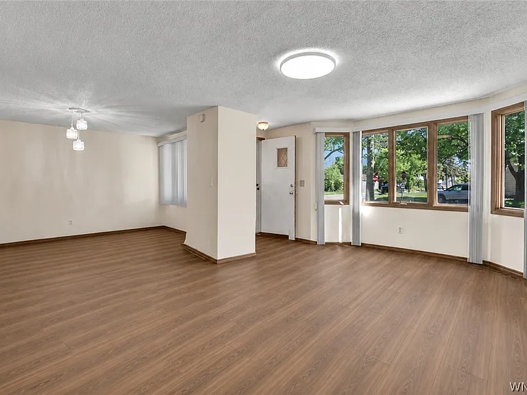 1 Emsworth Ave — Photo 3