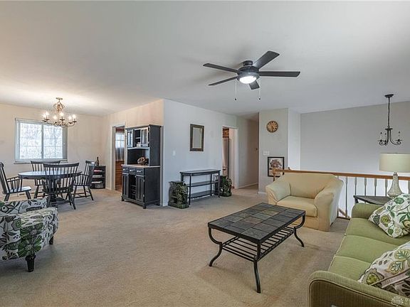 4th image of 2325 Brahms Blvd