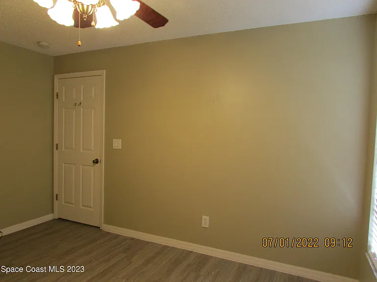 700 Benton Dr — Photo 9