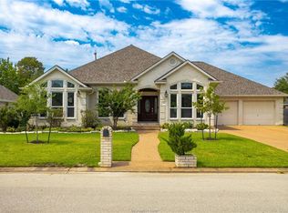 805 Pine Valley Dr, College Station, TX 77845
