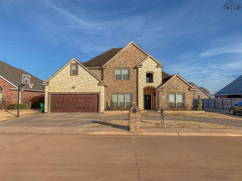 1st image of 1013 Taylor Ln