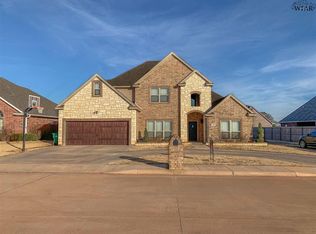 1013 Taylor Ln, Burkburnett, TX 76354