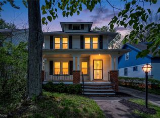 936 Selwyn Rd, Cleveland Heights, OH 44112