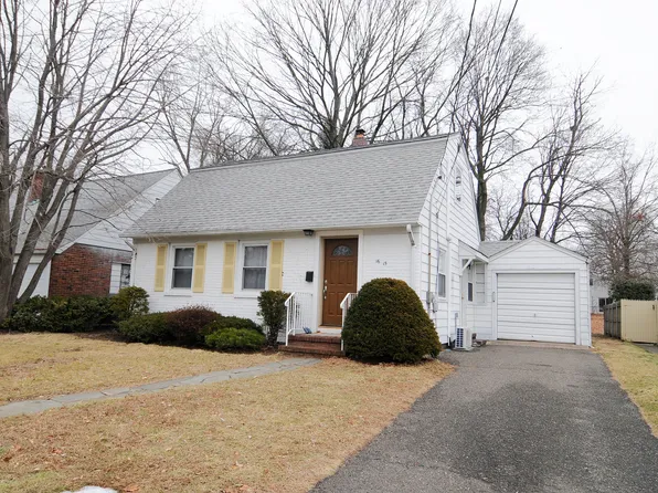 16 Well Dr #1X, Fair Lawn, NJ 07410