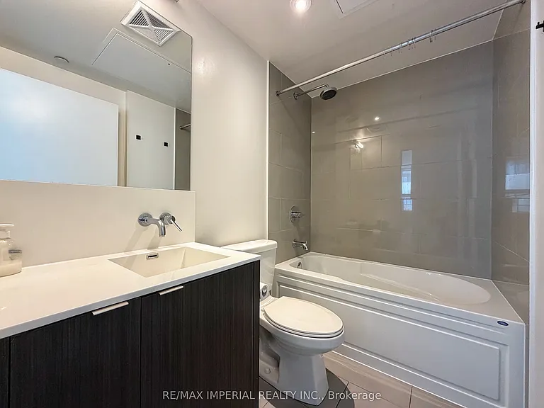 88 Harbour St #2802 — Photo 5