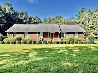 1522 Fawn Ct, Elberton, GA 30635