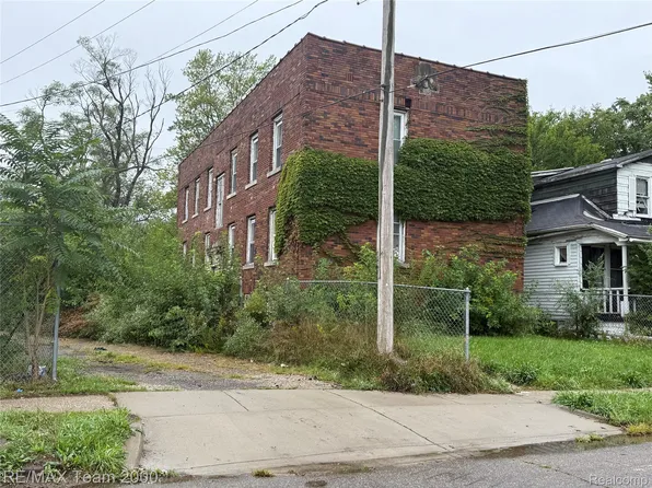 17129 Westphalia St, Detroit, MI 48205