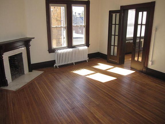 4th image of 5926 Elwood St APT 1