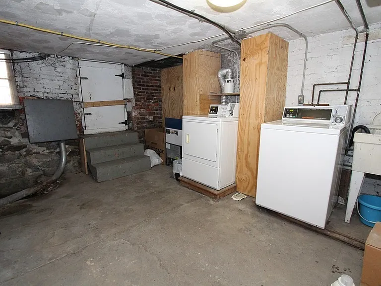 4 Phillips St #2 — Photo 7