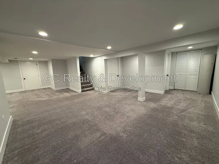 255 Crest Rd — Photo 27