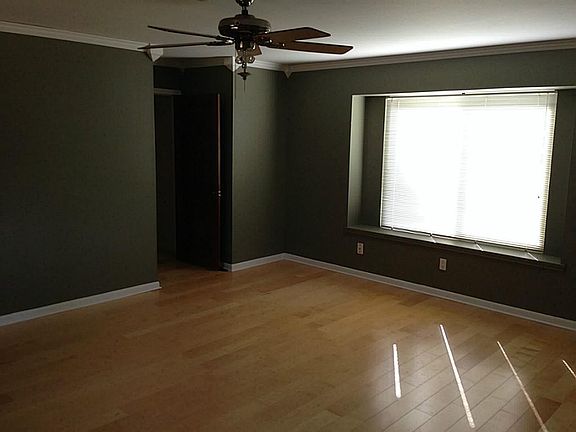 Formal living