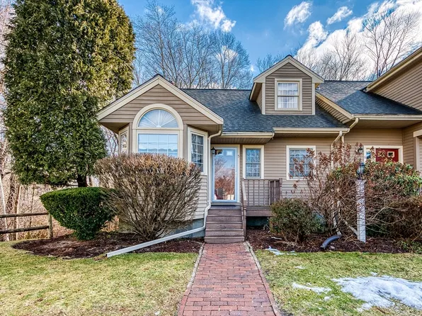 5 Turnbridge Ln, Hopkinton, MA 01748
