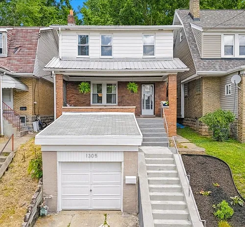 1305 Bellaire Pl Photo 1