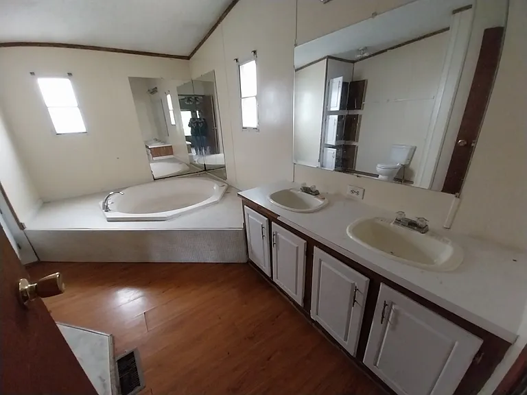 Sunset Ridge MHC — Photo 99