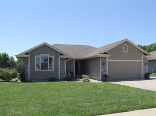 4117 SE 23rd Ter, Tecumseh, KS 66542