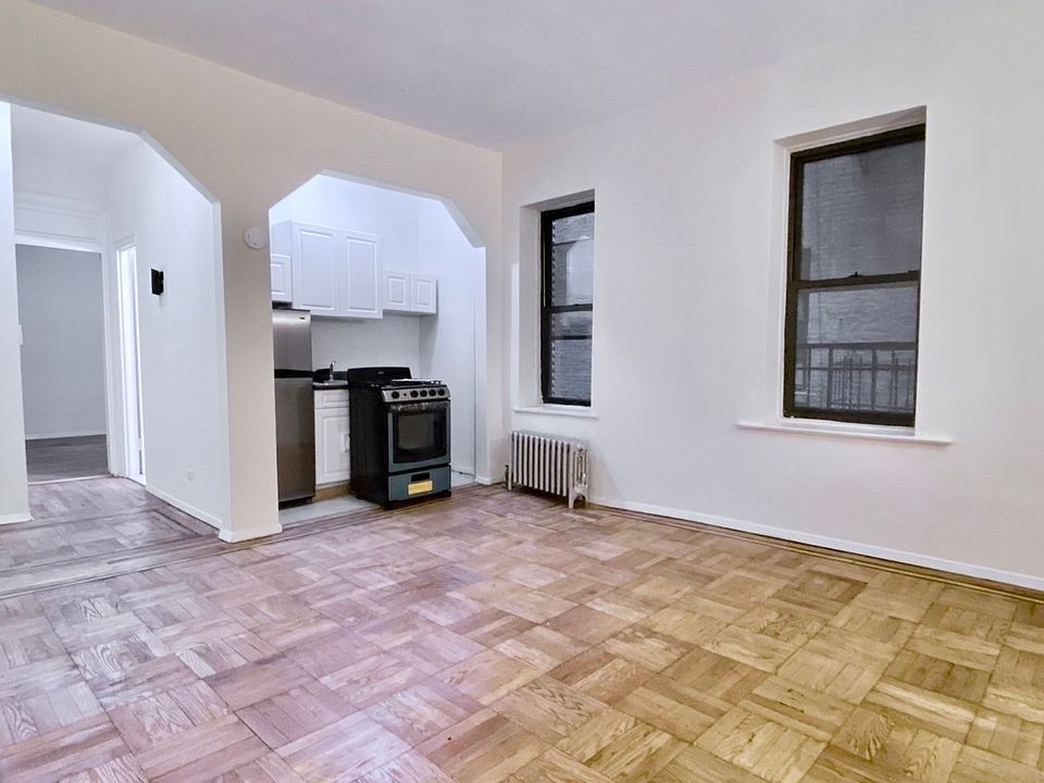 1st image of 485 Central Park W APT 3G