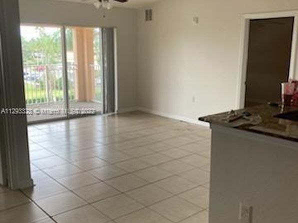 301 SW Palm Dr APT 303