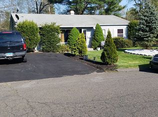 10 Meade Cir, Ansonia, CT 06401