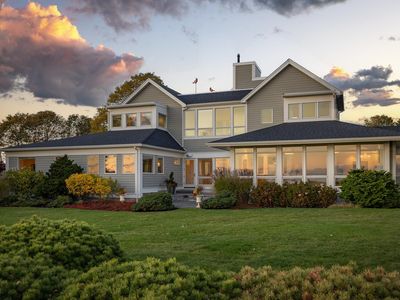 15 Atlantic Avenue, North Hampton, NH, 03862